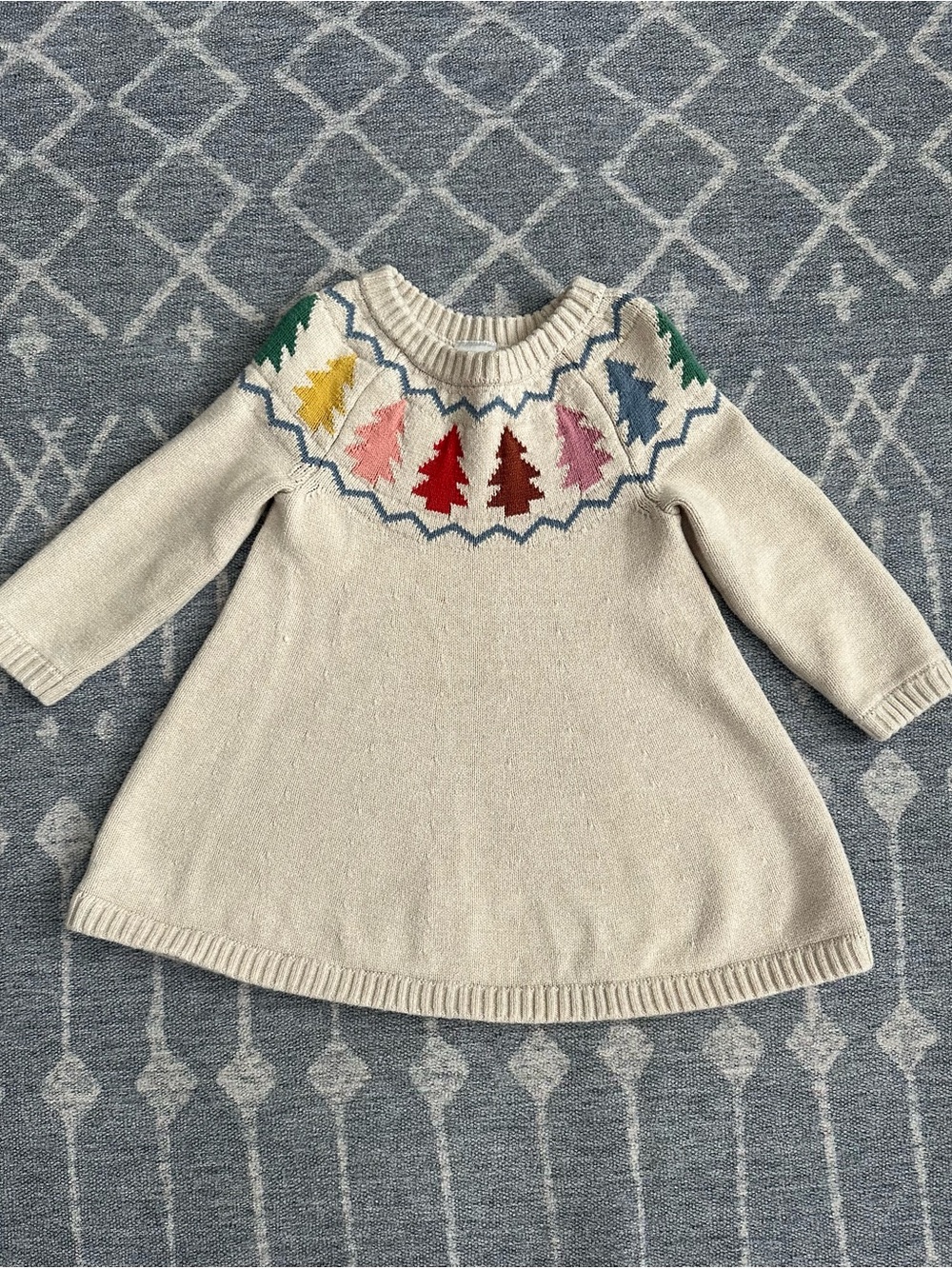 Hanna Andersson Cream Sweater Dress with Multicolor Holiday Tree